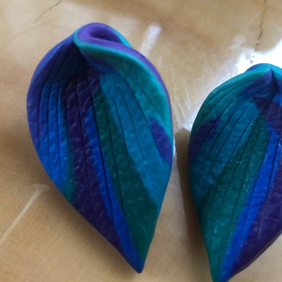 Hand crafted polymer Leaf Earrings - Picture 2 of 5